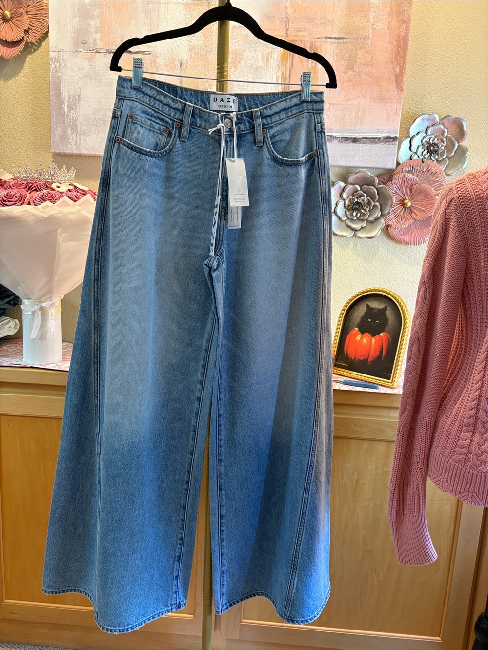 DAZE The Big Deal High-Rise Wide-Leg Jeans in Light Blue Wash